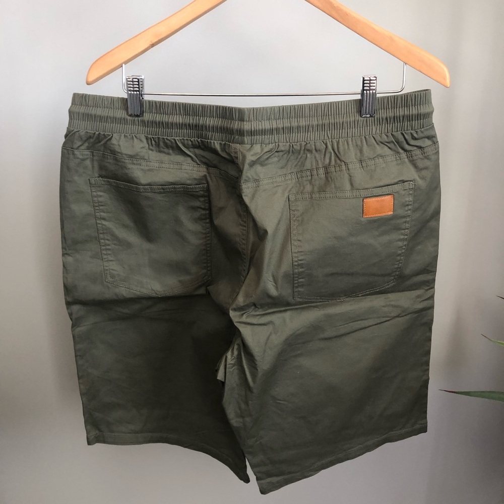 Men's Olive Drawstring Casual Shorts - Picture 2 of 5